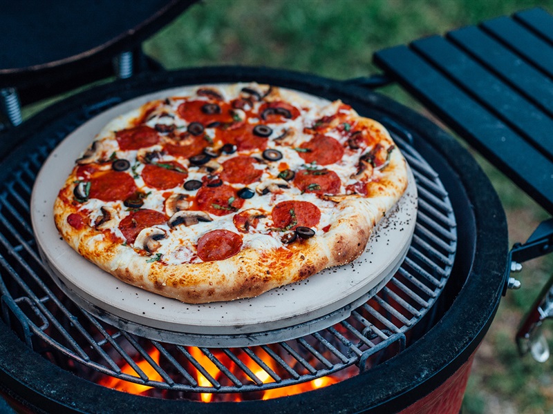 Ceramic pizza stone